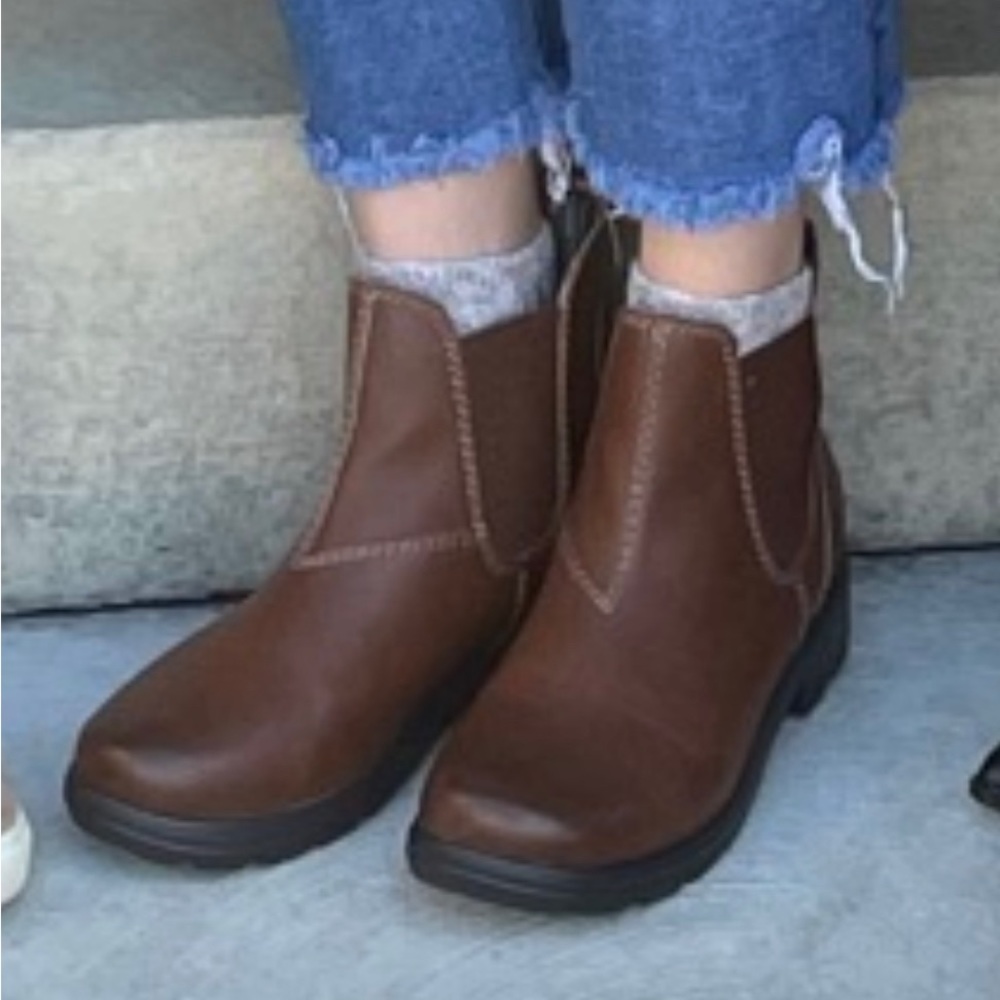 Eastland Baja Chelsea Boot - Brown (size 7/7.5 womens)